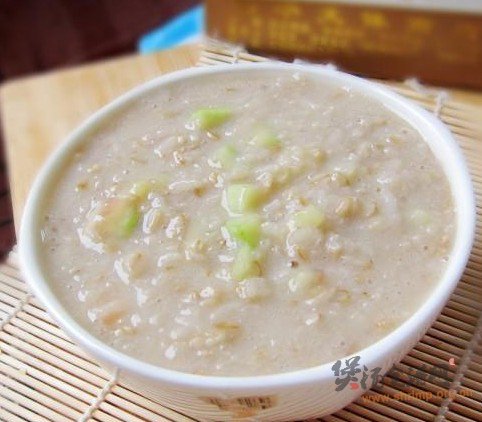 西瓜燕麦奶糖粥的做法