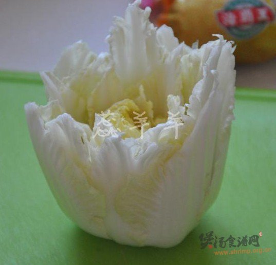 上汤莲花牛丸的做法