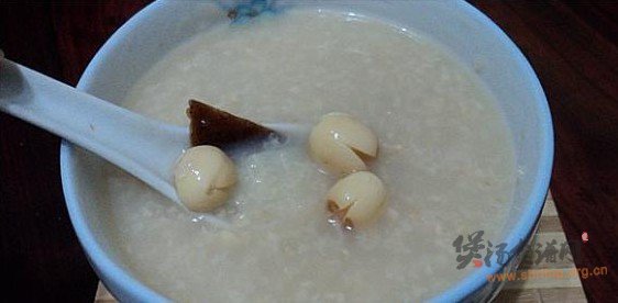 淮山莲子陈皮粥的做法