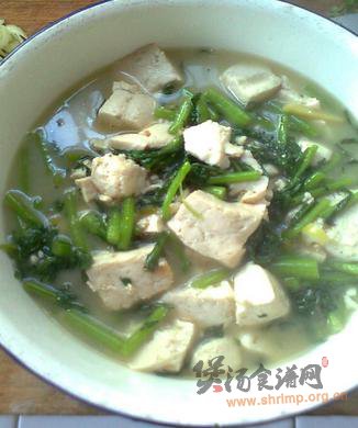 茼蒿炖豆腐的做法