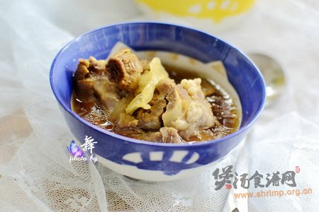 姬松茸大骨汤的做法