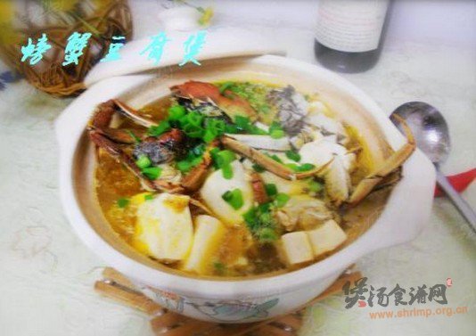 螃蟹豆腐煲的做法