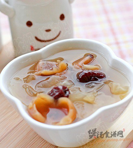 桂圆红枣银耳汤的做法