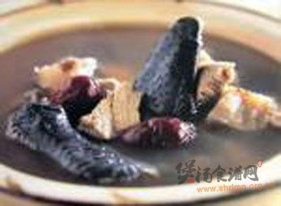 血藤鸡汤的做法