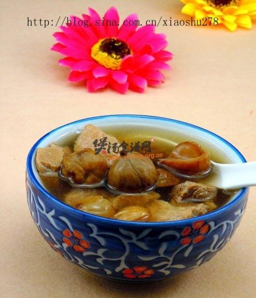 板粟瘦肉汤的做法