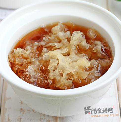罗汉果炖银耳的做法