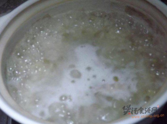 绿豆百合菊花粥的做法
