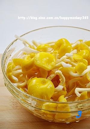 鲜菇红枣鸡汤的做法