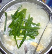 生鱼豆腐汤的做法