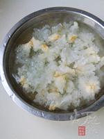 雪梨银耳红枣汤的做法