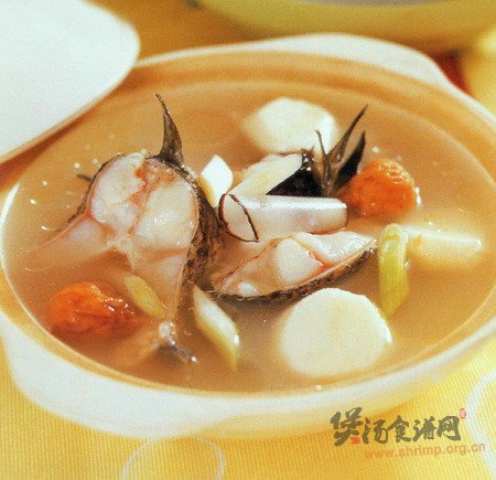海底椰无花果生鱼汤的做法