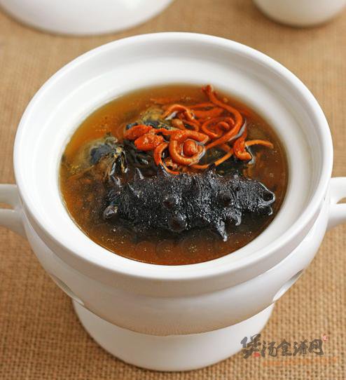 虫草花乌鸡炖辽参的做法