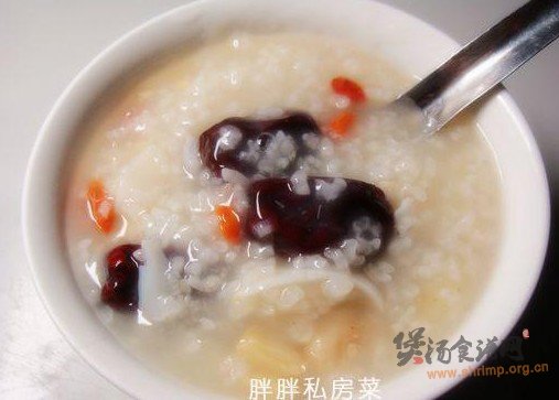 红枣枸杞粥的做法