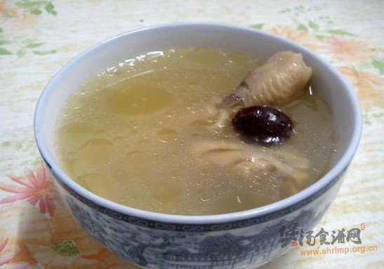 香甜清补凉煲鸡汤的做法