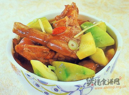 兔肉煲茭瓜的做法