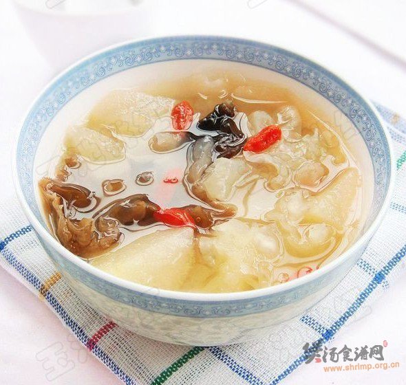 双耳蜜梨汤的做法