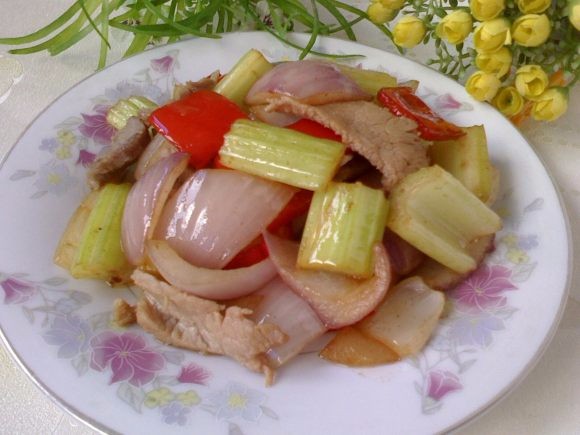 三色炒肉片