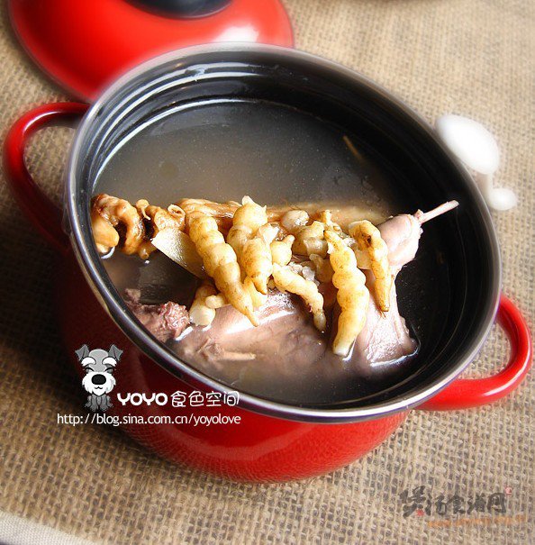 草石蚕人参鹌鹑汤的做法