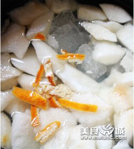 冰糖雪梨的做法