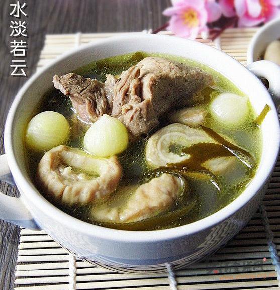 苦藠炖大肠的做法