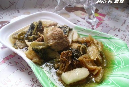 梅菜煲猪肉的做法