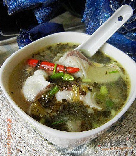 酸菜青鱼片汤的做法