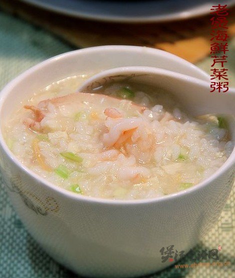 老煲海鲜芹菜粥的做法