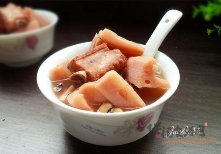 (图解)莲藕排骨汤的做法