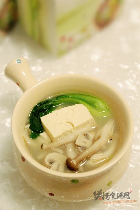 鲫鱼菌汤的做法