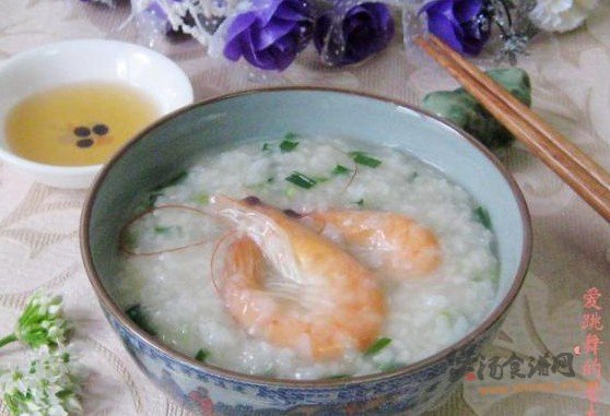 韭菜花鲜虾糯米粥的做法