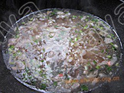 枸杞咸肉豆腐汤的做法