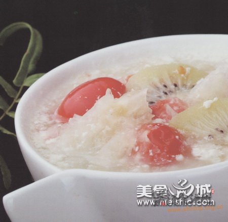牛奶银耳水果汤怎么做的做法