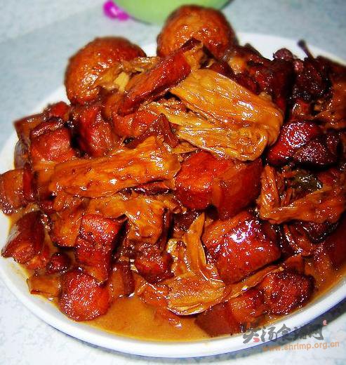 红烧肉炖腐竹的做法
