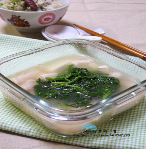 茼蒿豆腐汤的做法