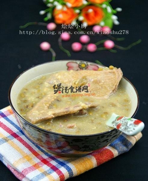 绿豆乳鸽汤的做法