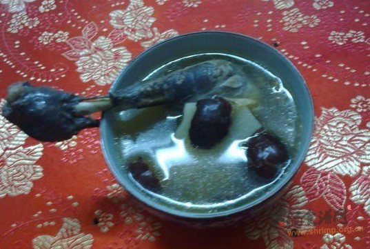 北芪西洋参乌鸡汤的做法