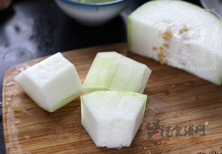 冬瓜汆丸子汤的做法