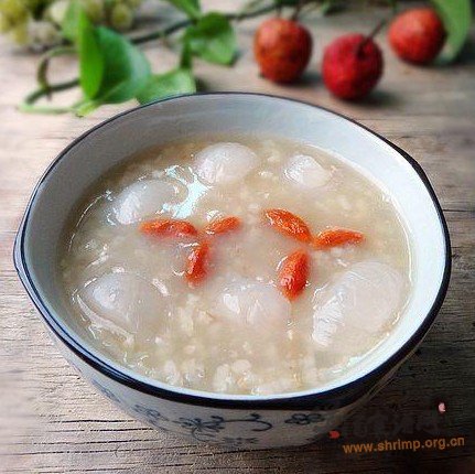 荔枝米荞粥的做法