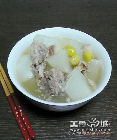 螺肉白果龙骨汤的做法