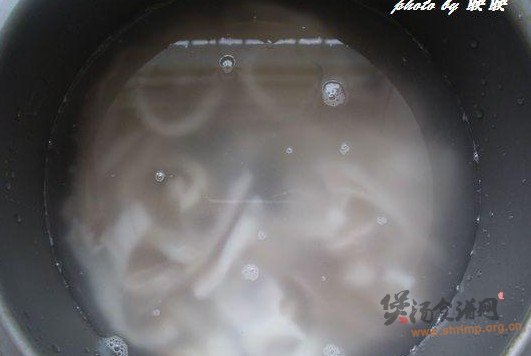 鲜鱿粥的做法