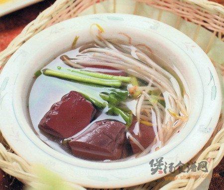 豆芽春韭猪红汤的做法