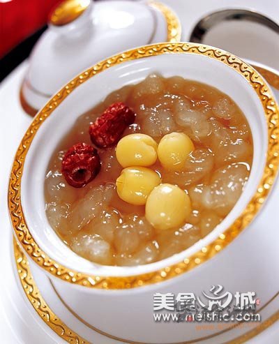莲籽冰糖羹的做法