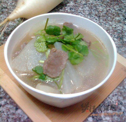牛肉萝卜汤的做法