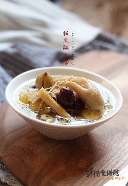 (图)板栗鸡爪汤的做法