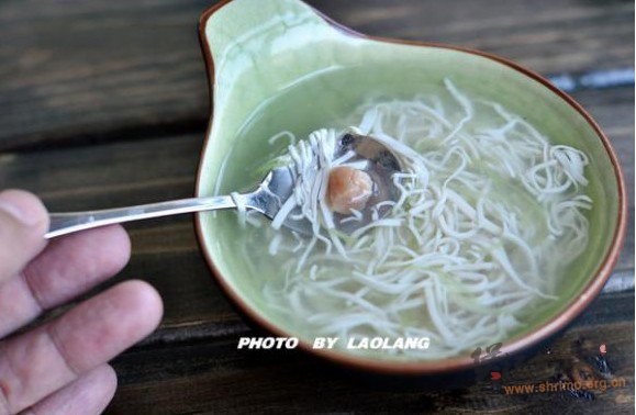 干贝内酯豆腐丝汤的做法