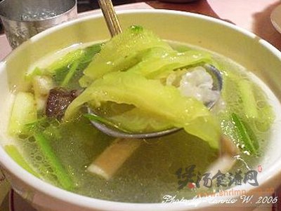 灯芯花苦瓜汤的做法
