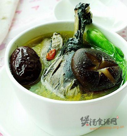 香菇乌鸡汤的做法