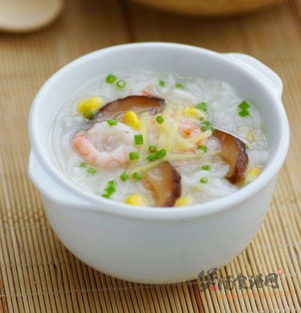 田园蔬菜海鲜粥的做法