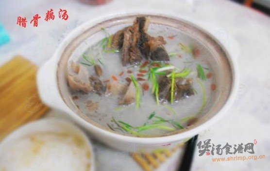 腊骨藕汤的做法