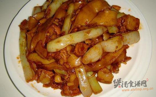 白豆角炖粉条的做法